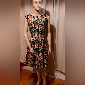 Gabby Skye Multicolor Floral Midi Dress